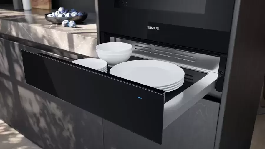 Подогреватель посуды Siemens BI710C1B1