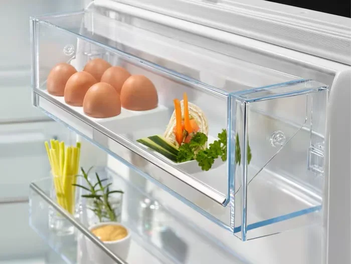 Встраиваемый холодильник Electrolux ENP7TD75S