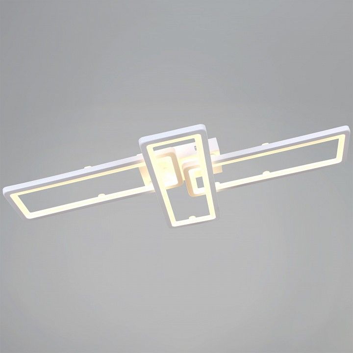 Потолочная люстра Reluce 03629-1 03629-0.3-03C WH