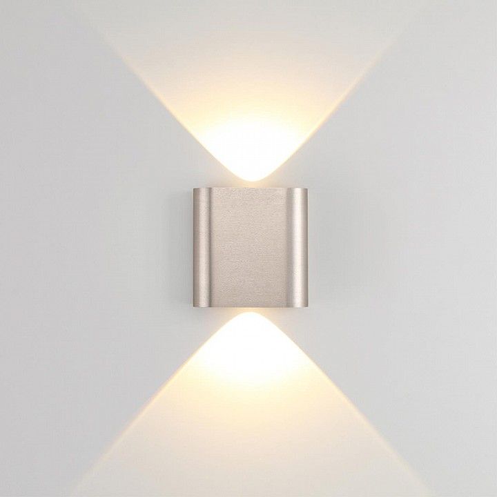 Накладной светильник Odeon Light MAGNUM 7106/2WL