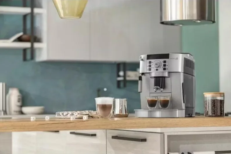 Кофемашина DeLonghi ECAM22.110.SB