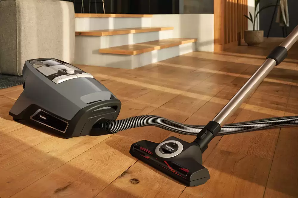 Пылесос Miele SKCF5 Blizzard CX1 Cat&Dog Flex PowerLine Graphite grey