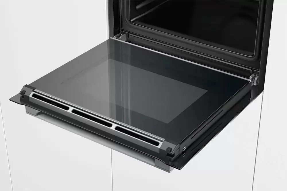 Духовой шкаф Bosch HBG675BB1