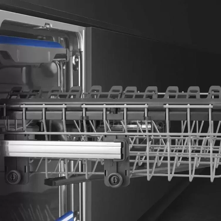 Встраиваемая посудомоечная машина Smeg STL362DQ