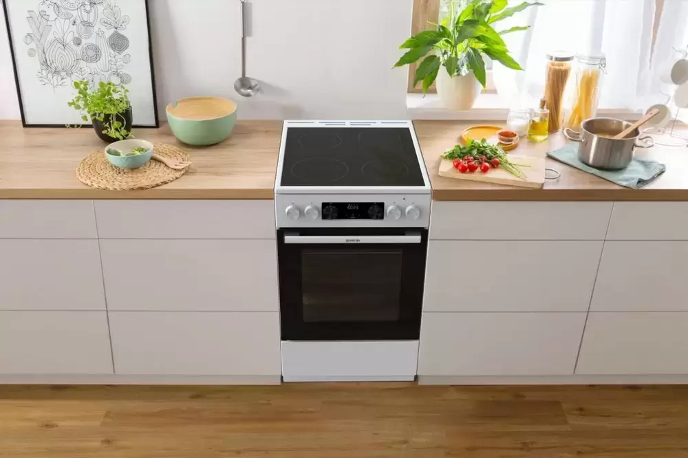 Электрическая плита Gorenje GECS5C70WA