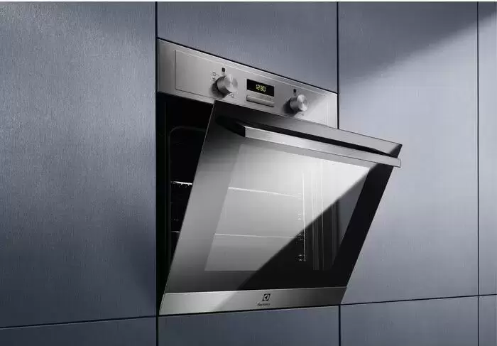 Духовой шкаф Electrolux EOF3H00BX