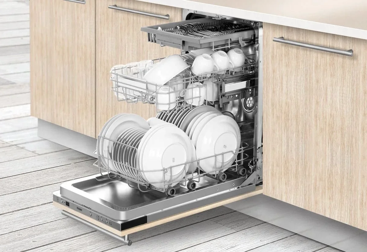 Встраиваемая посудомоечная машина Haier HDWE11-395RU