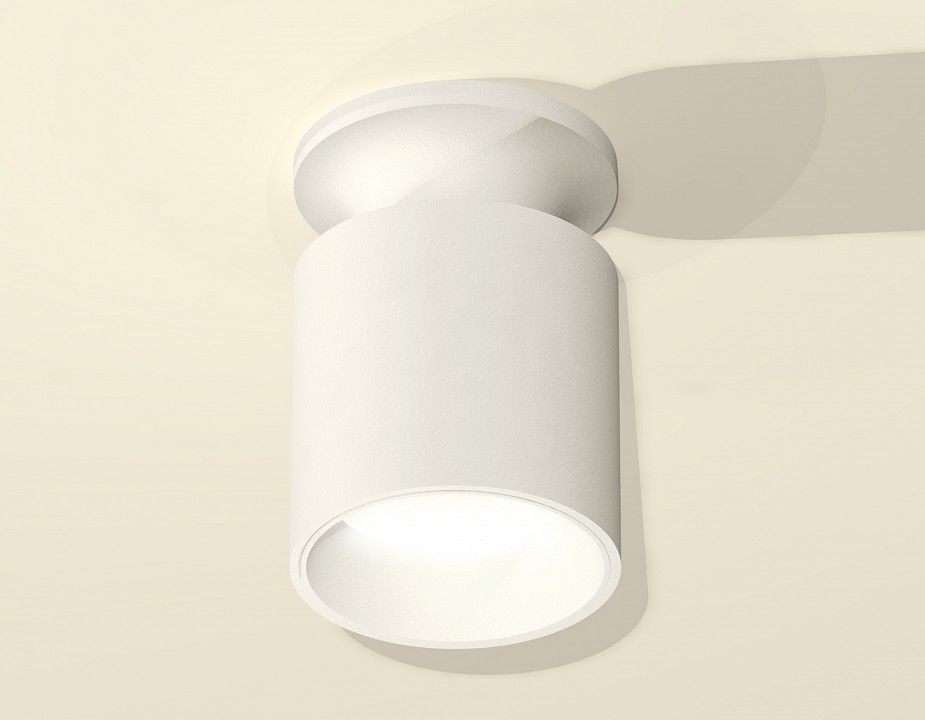 Накладной светильник Ambrella Light XS XS6301101
