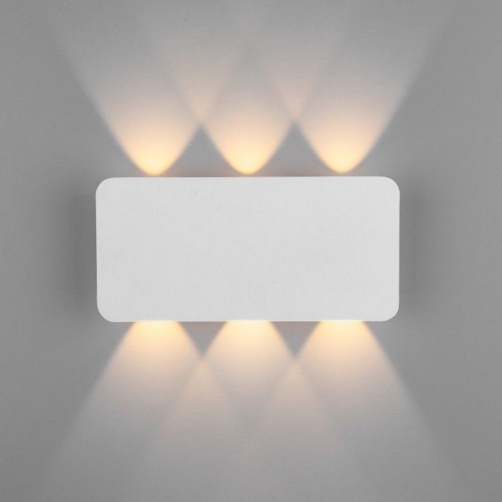 Накладной светильник Elektrostandard Angle a055776