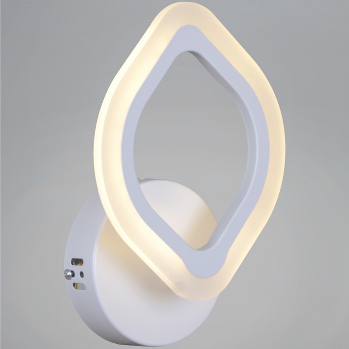 Бра Reluce 02301-1 02301-0.2-01 WH