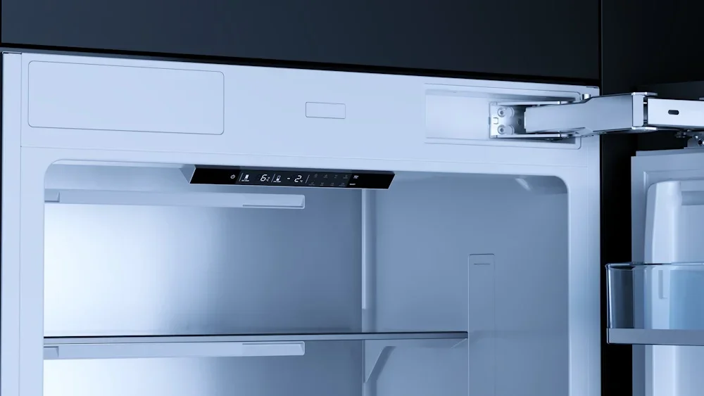 Встраиваемый холодильник Kuppersbusch FKFX 9800.0i-E