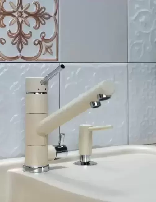 Смеситель Omoikiri TONAMI WH