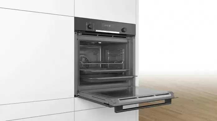 Духовой шкаф Bosch HRA578BB0S
