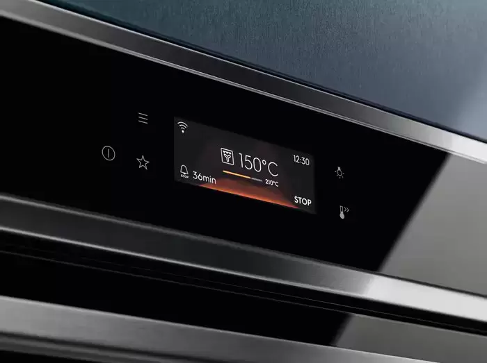 Духовой шкаф Electrolux EOB8S39WX