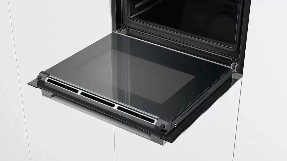 Духовой шкаф Bosch HBG675BS1