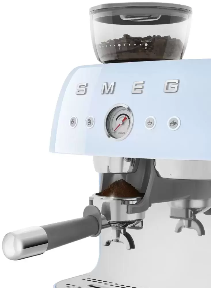 Эспрессо-кофемашина Smeg EGF03PBEU