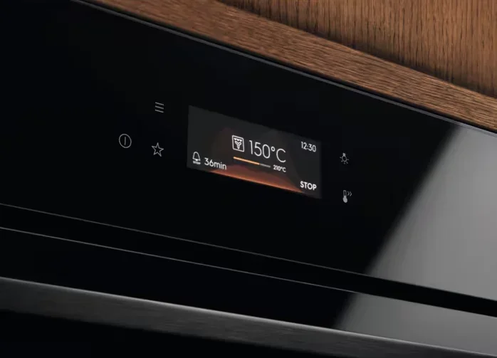 Духовой шкаф Electrolux LOE8P38Z