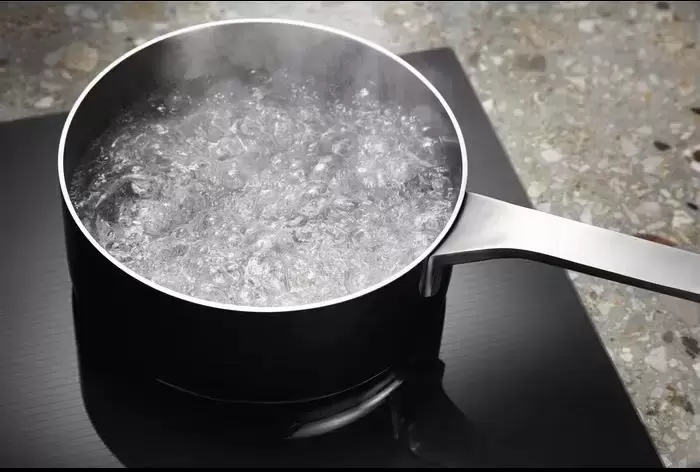 Варочная панель Electrolux EIS 6648