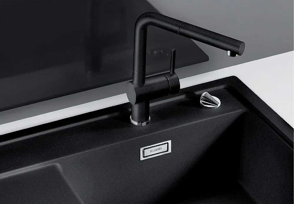 Смеситель Blanco LINUS-S 526148 Silgranit черный