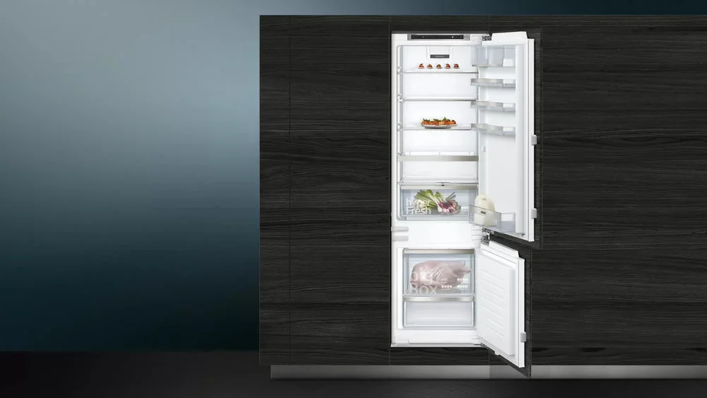 Встраиваемый холодильник Siemens KI87SADD0