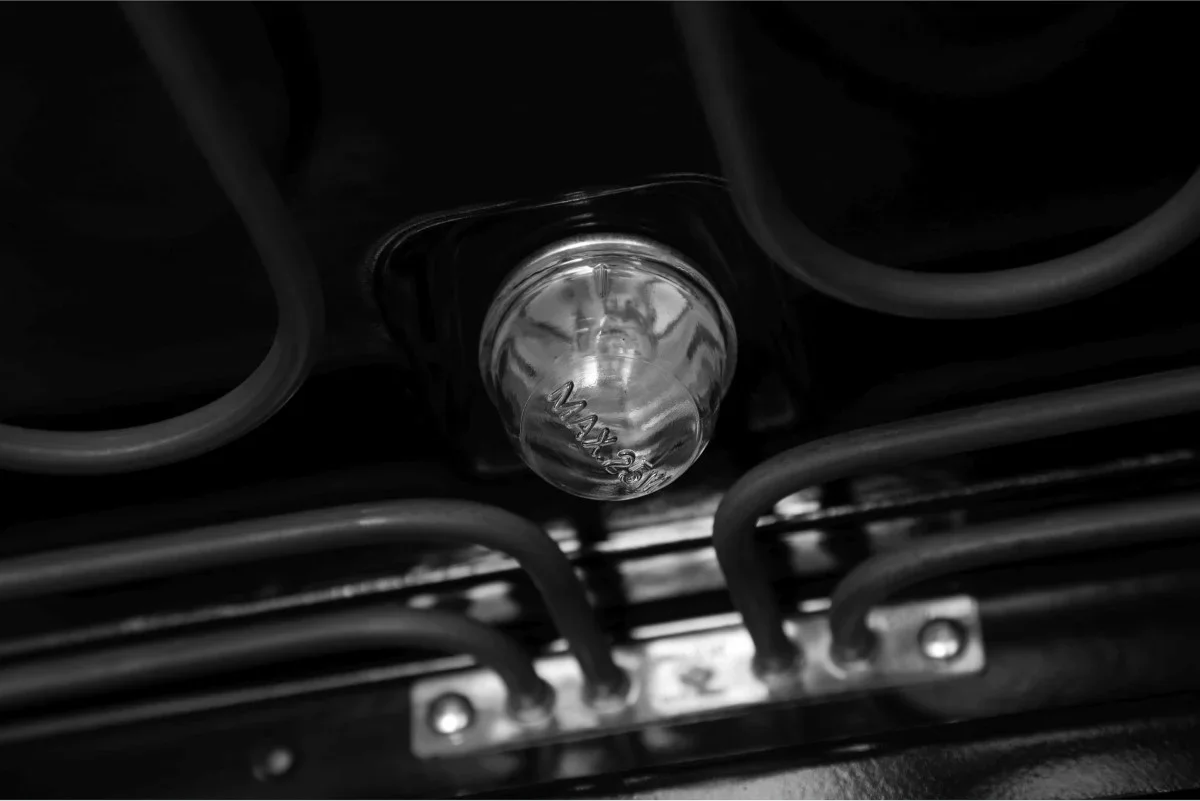 Духовой шкаф Hyundai HEO 6745 WG