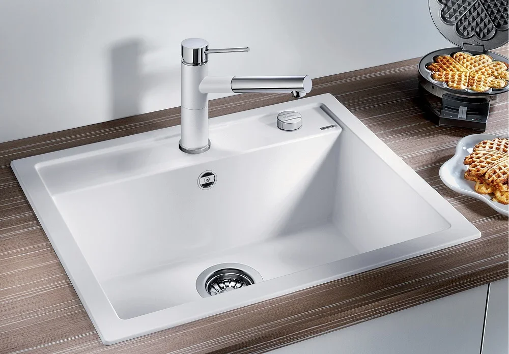 Мойка BLANCO DALAGO 6 Silgranit мягкий белый, клапан-автомат