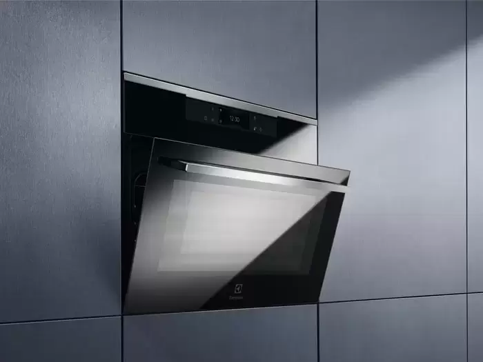 Духовой шкаф Electrolux VKL8E08WX