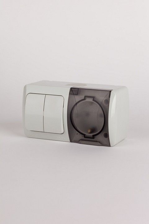 Блок с розеткой и выключателем Elbi Eleсtriс Eva 554-011500-922