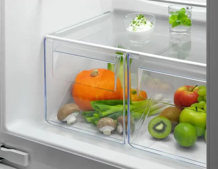 Встраиваемый холодильник Electrolux RNT2LF18S
