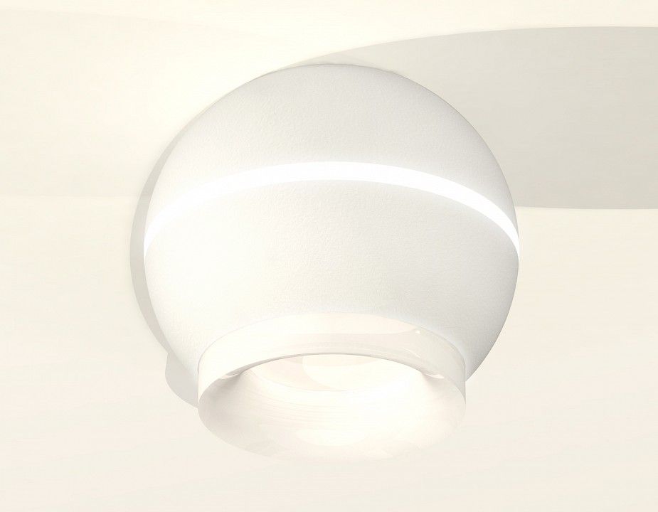Накладной светильник Ambrella Light XS XS1101041
