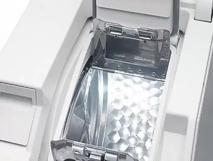 Стиральная машина с вертикальной загрузкой Miele WW650 WCS