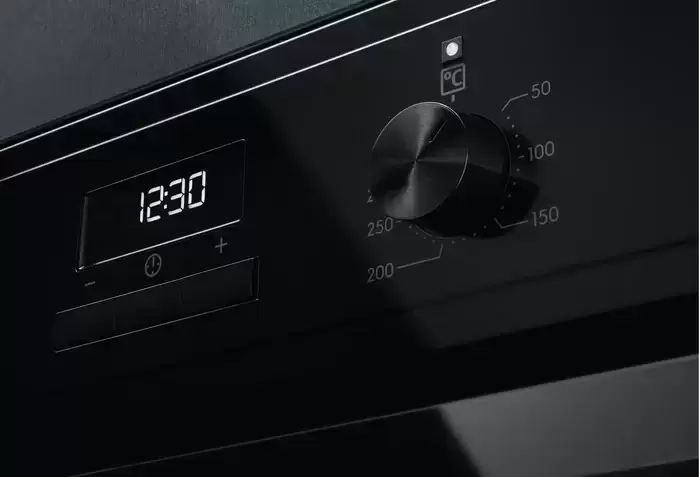 Духовой шкаф Electrolux OED3H50K