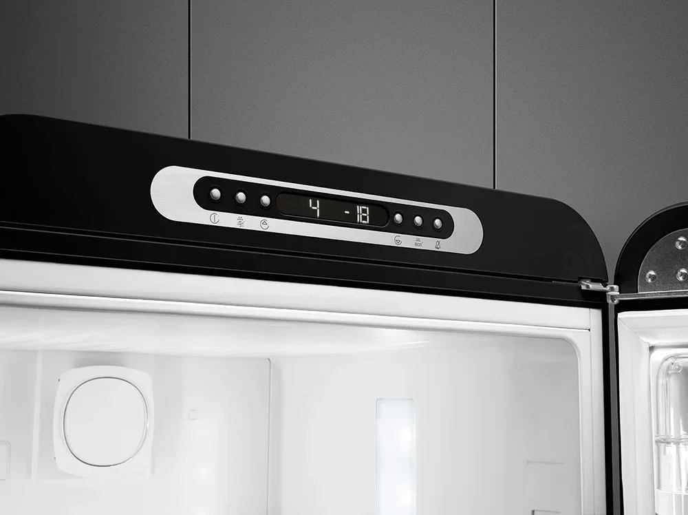 Холодильник Smeg FAB32RBL6