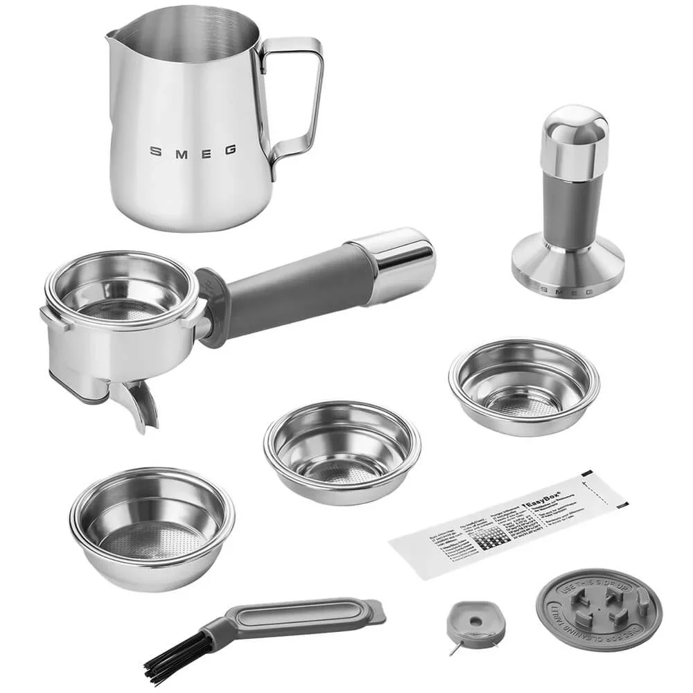 Эспрессо-кофемашина Smeg EGF03BLMEU
