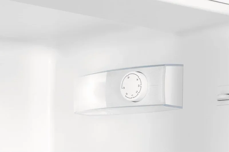 Встраиваемый холодильник Electrolux LRB3AE12S