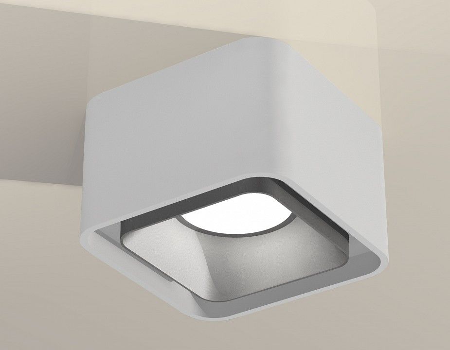 Накладной светильник Ambrella Light XS XS7832003