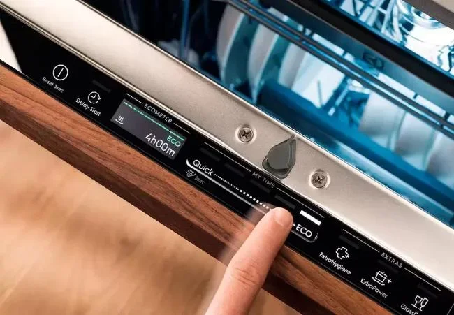 Встраиваемая посудомоечная машина Electrolux KESC8401L