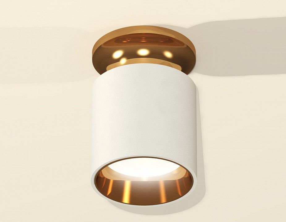 Накладной светильник Ambrella Light XS XS6301181