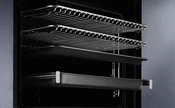 Духовой шкаф Electrolux KOAAS31CX