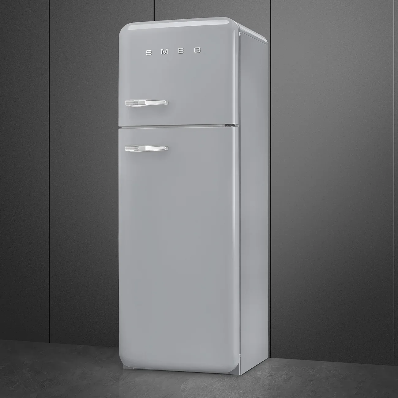 Холодильник Smeg FAB30RSV6