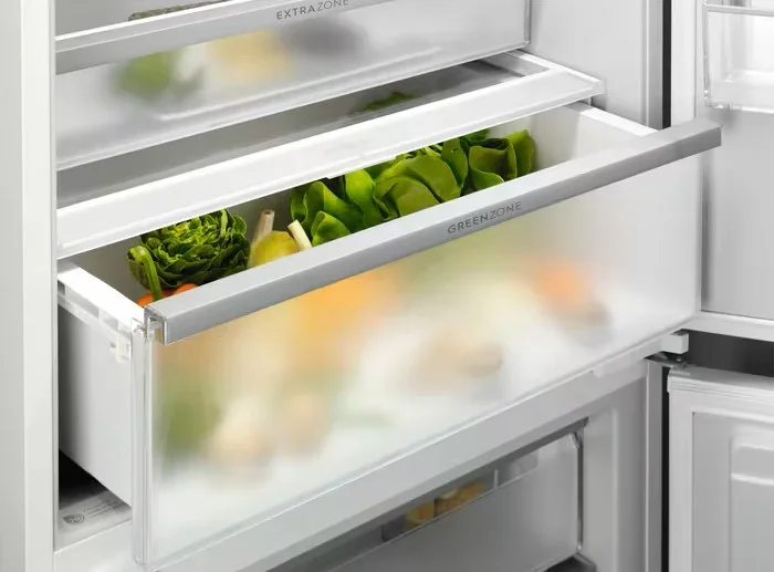 Встраиваемый холодильник Electrolux ENP7TD75S