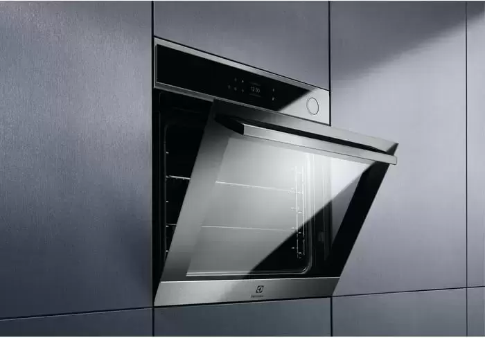 Духовой шкаф Electrolux EOC8P39WX