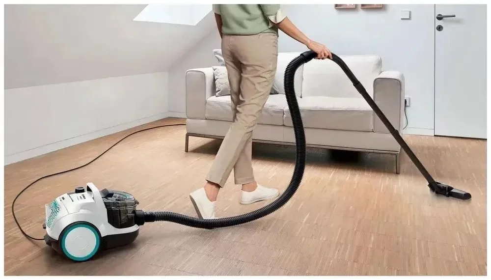 Пылесос Bosch BGC21HYG1