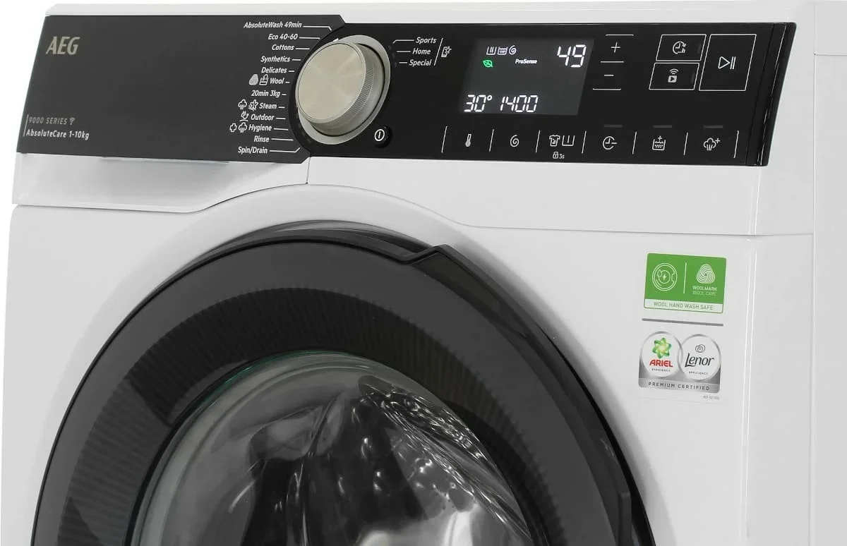 Стиральная машина AEG LFR95146SUE