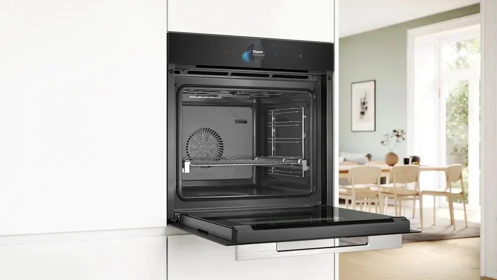 Духовой шкаф Bosch HSG738DB1
