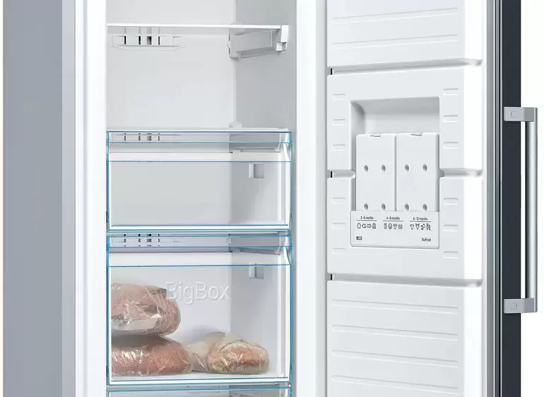 Двухкамерный холодильник Bosch KGN86AI32U