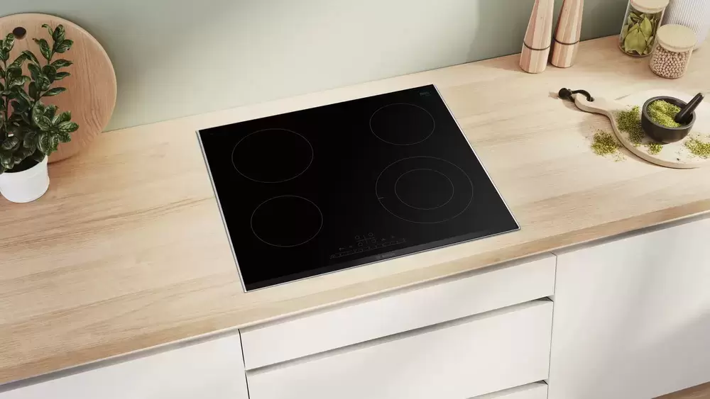 Электрическая варочная панель Bosch PKF675FP2E