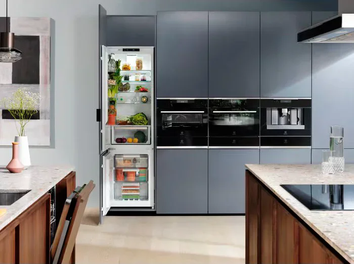 Встраиваемая кофемашина Electrolux KBC85X