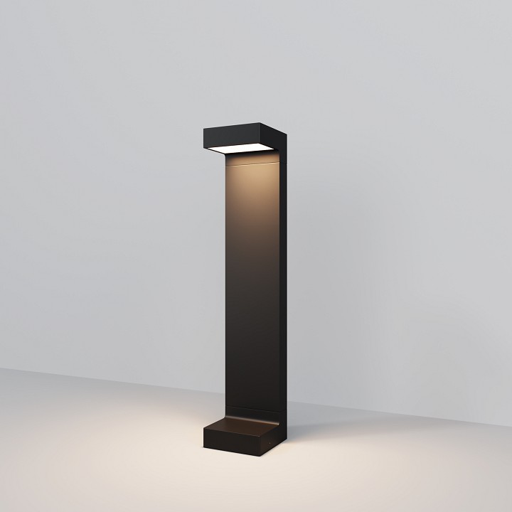 Наземный высокий светильник Maytoni Outdoor Barclay Street O013FL-L9B