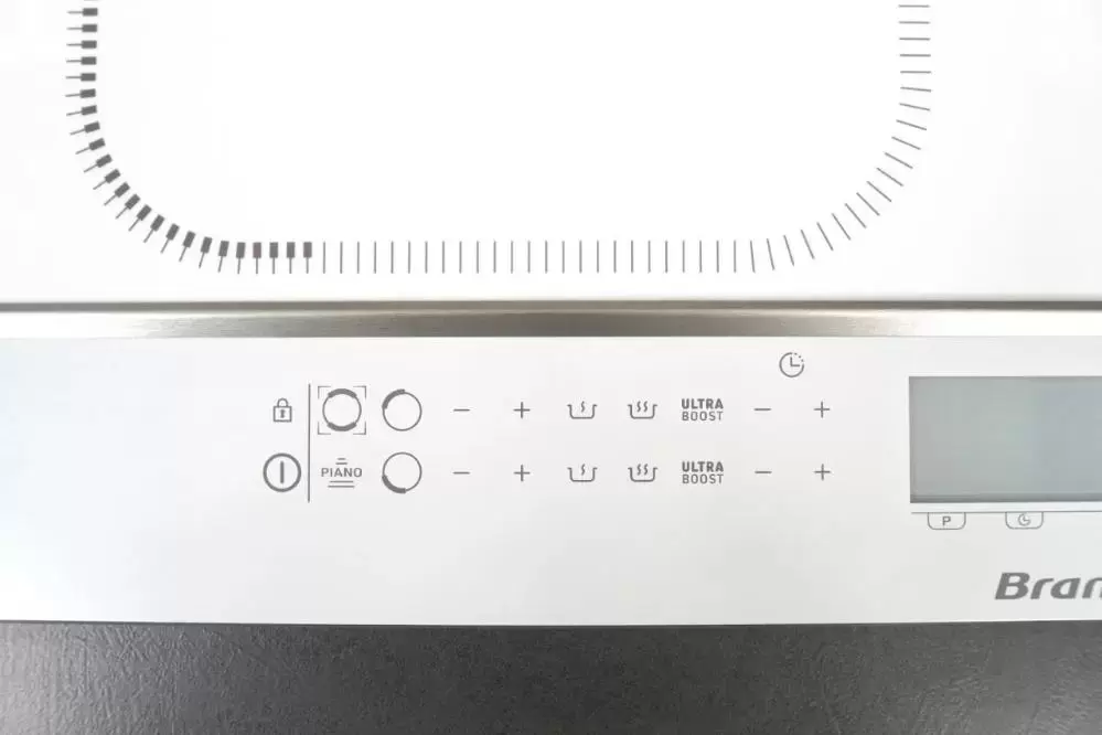 Индукционная варочная панель Brandt BPI164HSW